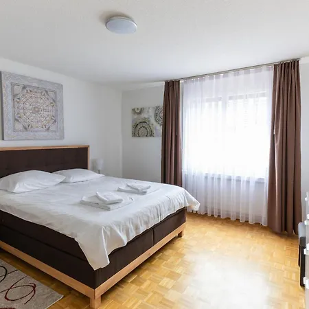 Executive 2br Flat Center - Mainau 11 *